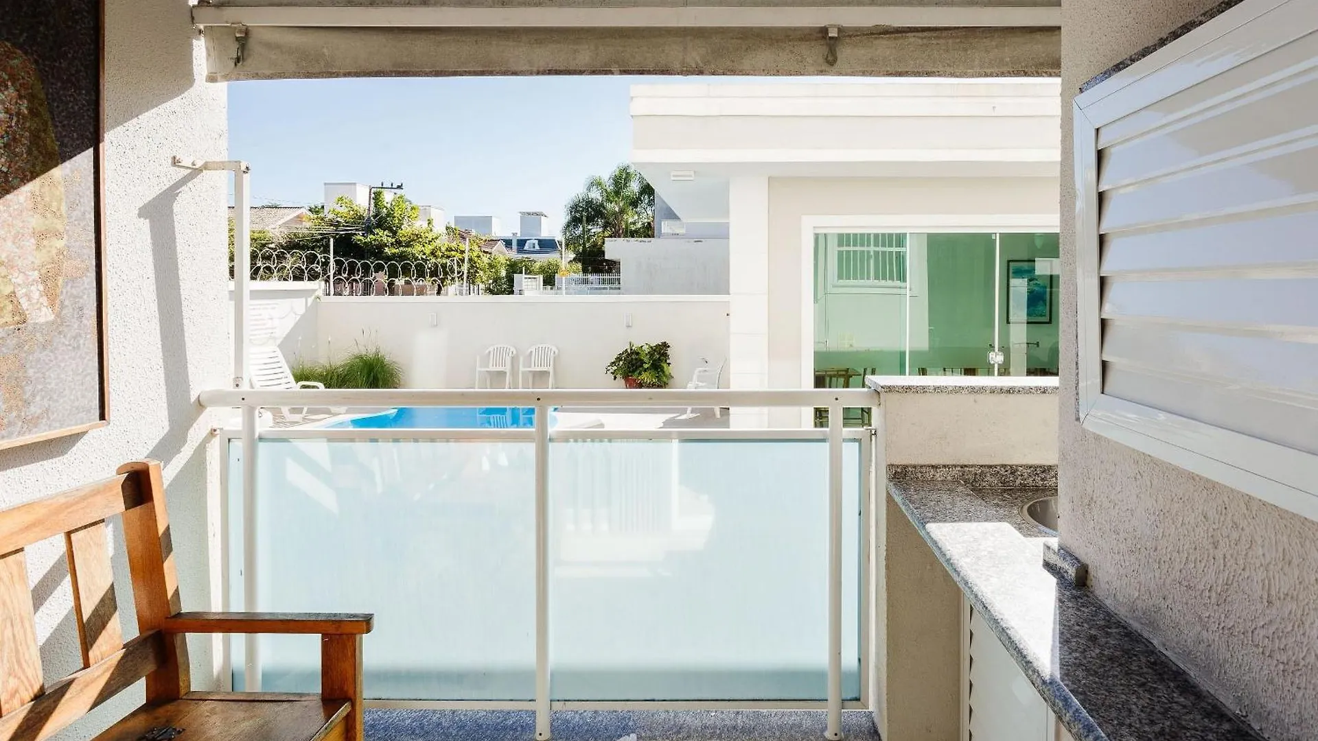 Belo Apto C/ Piscina Em Jurere 800M Do Mar Chr101 Apartment Florianopolis Brazil